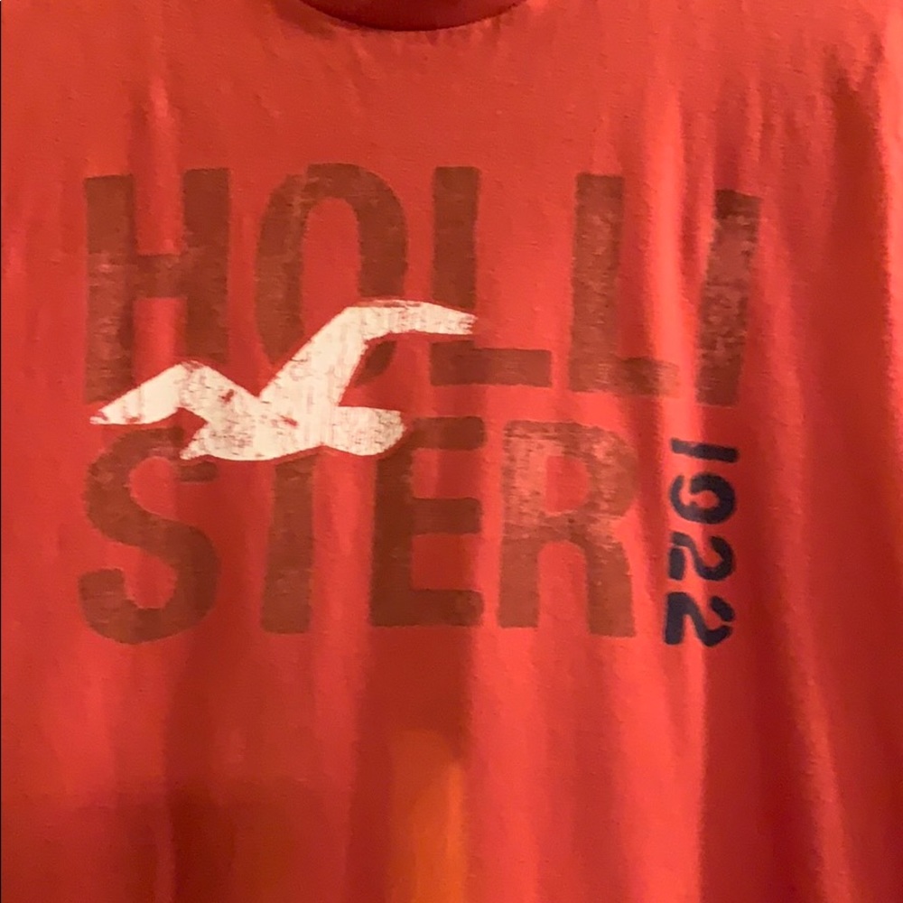 Hollister worn look tee - Picture 2 of 3
